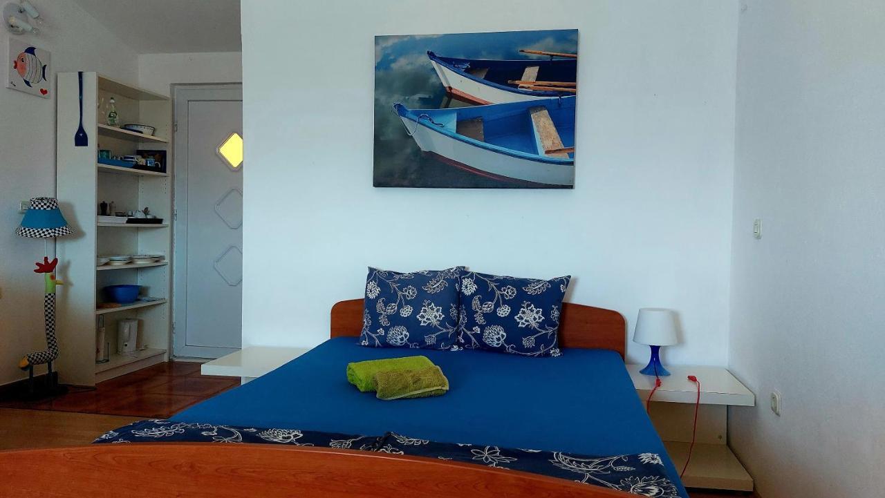 Arts Room Jasmina With Sea View Bikers And Pets Are Welcome Стариград-Пакленица Экстерьер фото